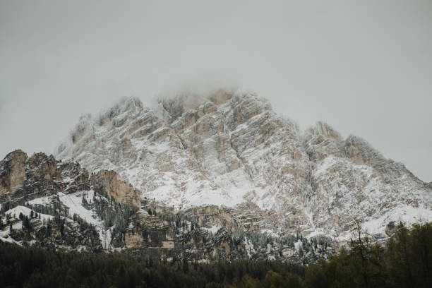 First snow in the dolomites in autumn 2019. Still some beautiful hikes in between sun and snow storms.