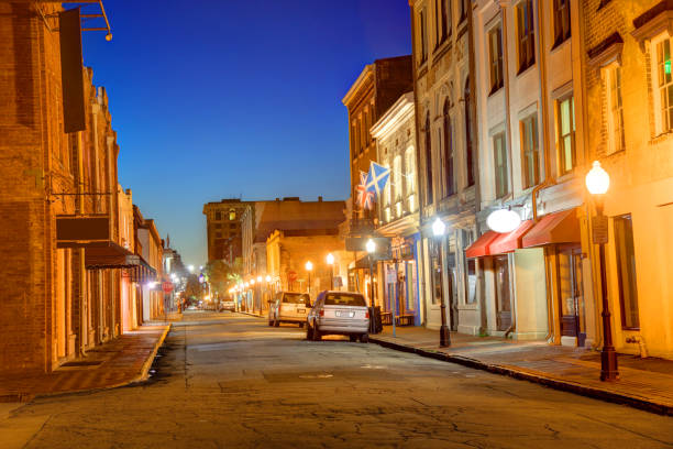 istock Historic Downtown Savannah, Georgia 1206356551