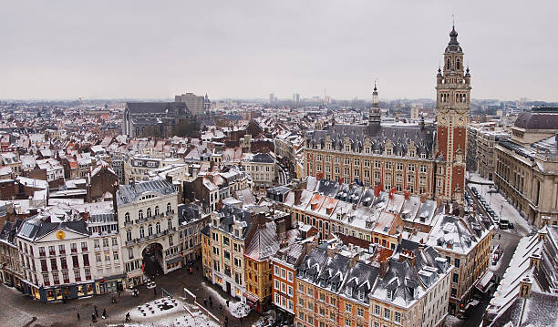 lille der innenstadt - lille stock-fotos und bilder