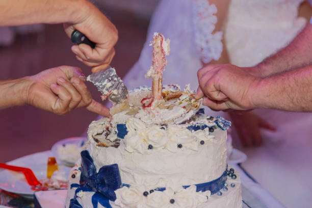 istock Beautiful wedding cake at a banquet on a happy wedding day 1206425316