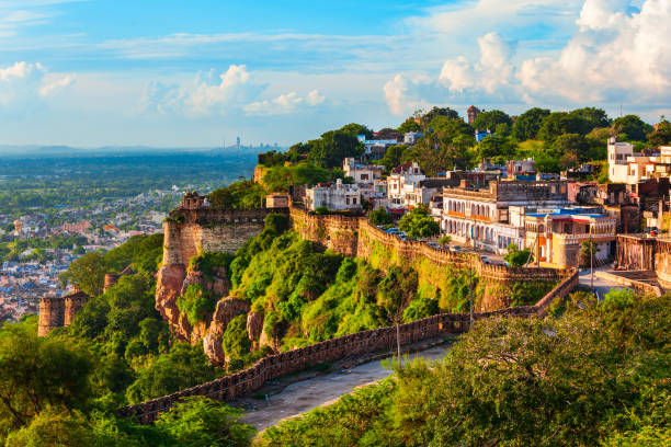 Chittor Fort In Chittorgarh India Stock Photo - Download Image Now - Fort,  Ancient, Architecture - iStock