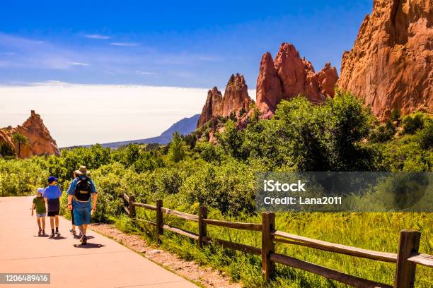 View Of Garden Of The Gods In Colorado Springs Colorado With People Stock Photo - Download Image Now