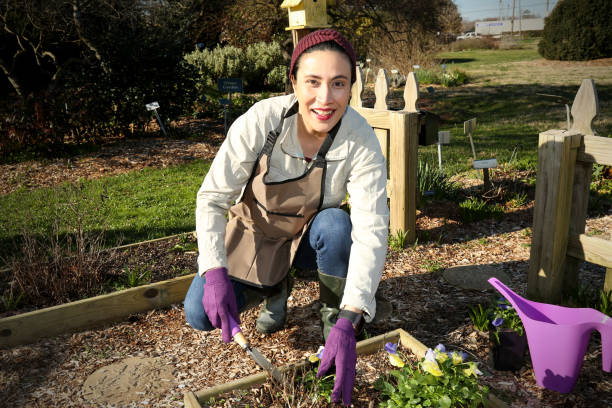 istock Woman starting her gardening 1206521902