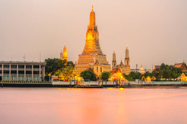 istock Wat Arun, Bangkok, Thailand 1206543105