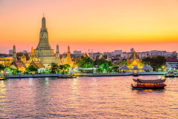 istock Wat Arun, Bangkok, Thailand 1206543108