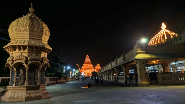 istock Chhttarpur Temple New Delhi 1206567989