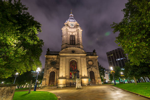 The St. Philip's cathedral in Birmingham at night
