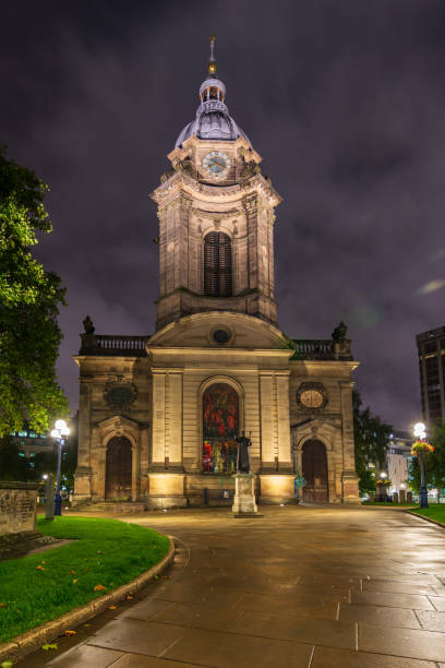 istock The St. Philip's cathedral in Birmingham at night 1206663293