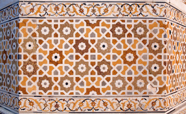 istock Stone inlay at Itimad-Ud-Daulah tomb in Agra, India 1206665357