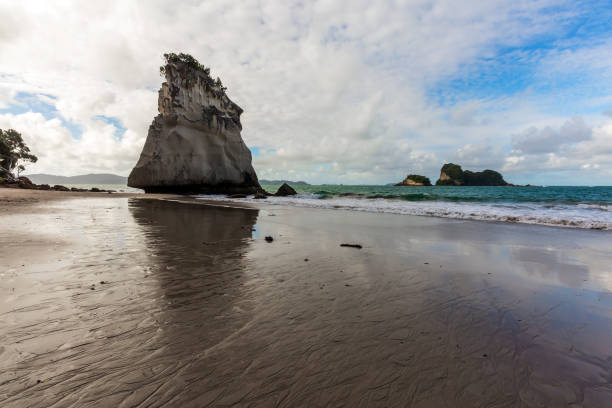 istock Ocean tide in the Cathedral Cove 1206695788