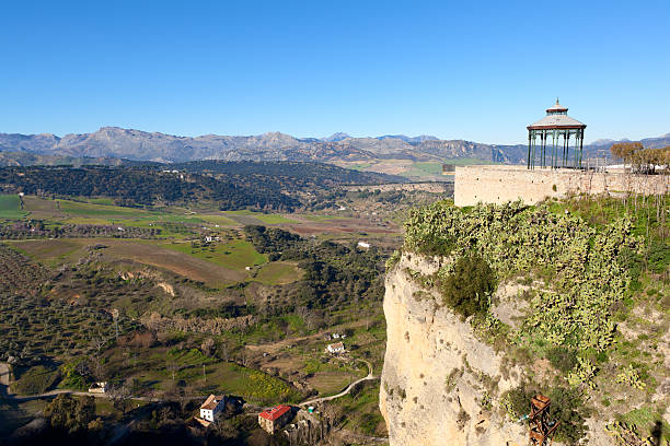 istock Spanish buildings on the cliffs at Ronda, Spain 120671599