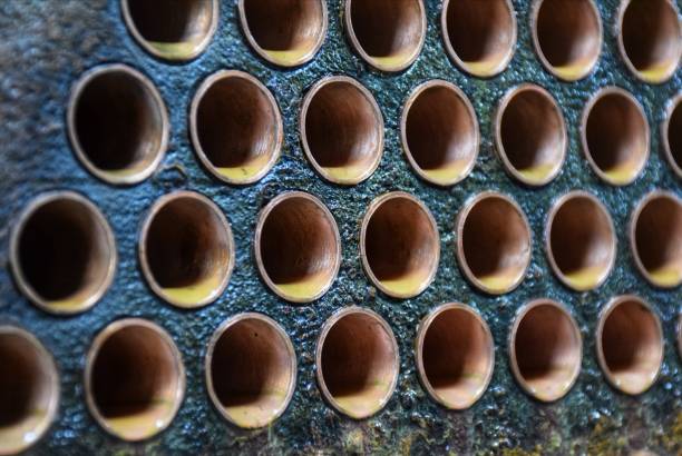 foco suave para fechar condensador de shell e trocador de calor tubo em chiller machine. - baffle - fotografias e filmes do acervo