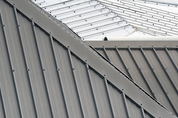 istock details of iron's roofs 120677097