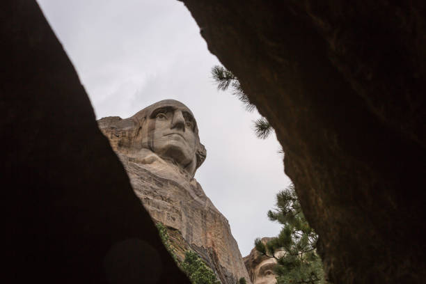 czterech prezydentów w mount rushmore w południowej dakocie - mt rushmore national monument south dakota president day zdjęcia i obrazy z banku zdjęć