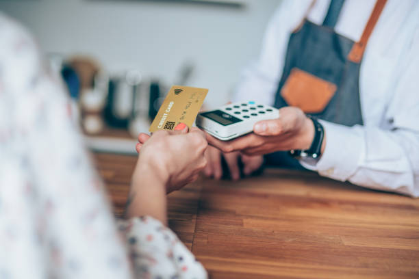 istock Contactless payment using a credit card 1206927943
