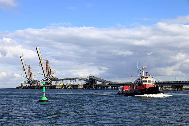 fireboat - tugboat nautical vessel sea gdansk 뉴스 사진 이미지