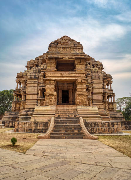 istock Saas Bahu Temple, Gwalior, India 1207037825