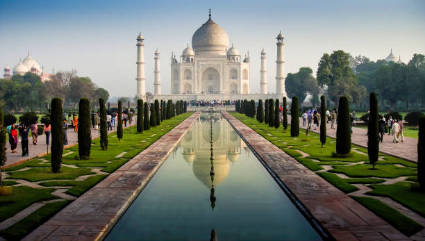 istock Taj Mahal, India 1207037826
