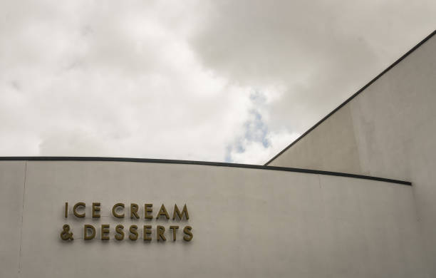 istock Ice Cream & Desserts sign on Art Deco styled building 1207061099
