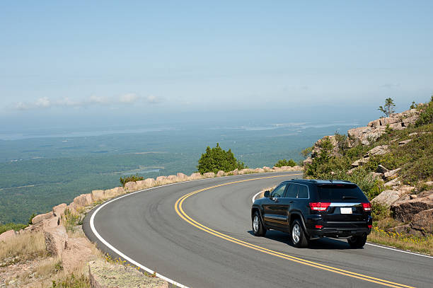 driving cadillac mountain - road stok fotoğraflar ve resimler