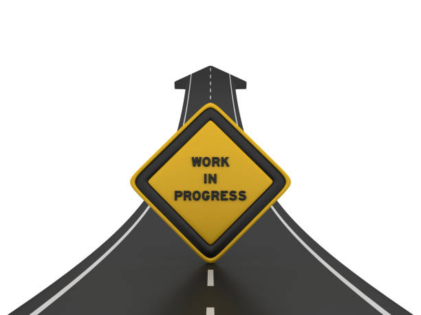 seta rodoviária com placa de estrada work in progress - renderização 3d - progress working incomplete continuity - fotografias e filmes do acervo