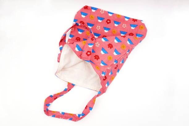 istock Small pink Fuji mountain fabric bag 1207169001