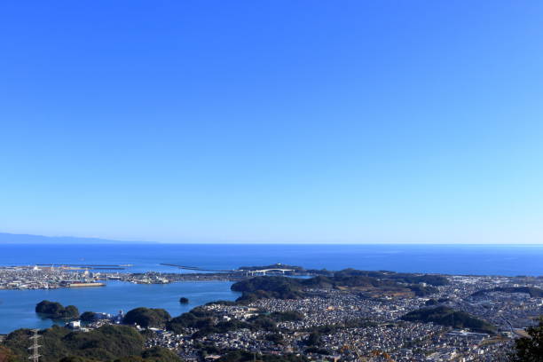 istock View of Urado Bridge from the summit, winter (Mt. Washio, Kochi Prefecture) 1207245098