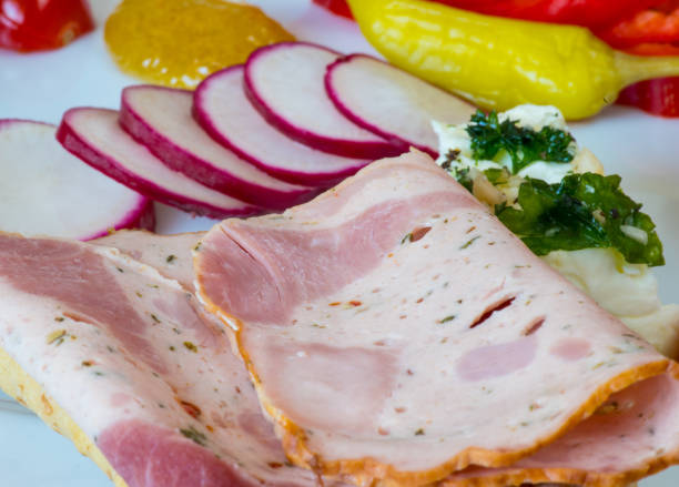 istock Rustic Vesperteller with sandwich and vegetable side dish with cheese 1207254706