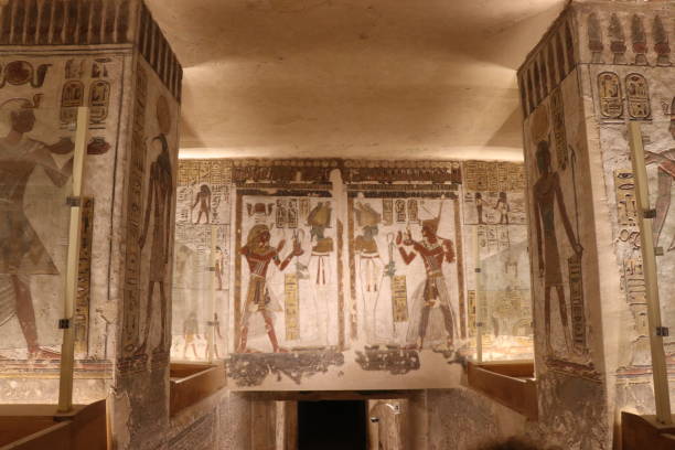 dobrze zachowane hieroglify wewnątrz grobowca ramzesa v.i - luxor africa archaeology architecture zdjęcia i obrazy z banku zdjęć