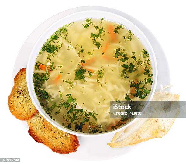 Tagliolini Al Brodo Di Pollo - Fotografie stock e altre immagini di Sfondo bianco - Sfondo bianco, Zuppa di pollo, Ambientazione interna