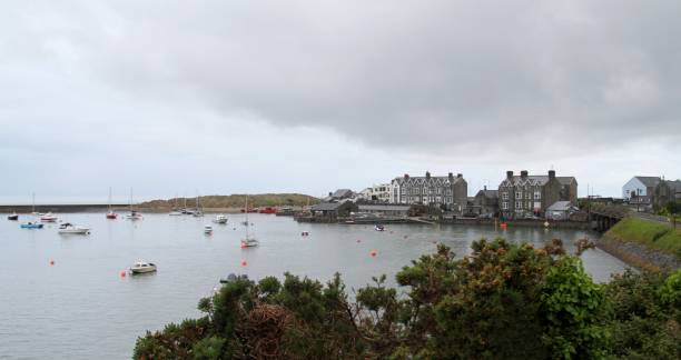 バーマス港と町、グウィネズ、ウェールズ、イギリス - barmouth ストックフォトと画像