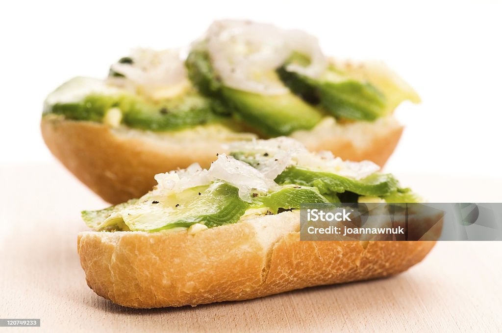Sandwich mit avocado auf einem Holz-board - Lizenzfrei Avocado Stock-Foto