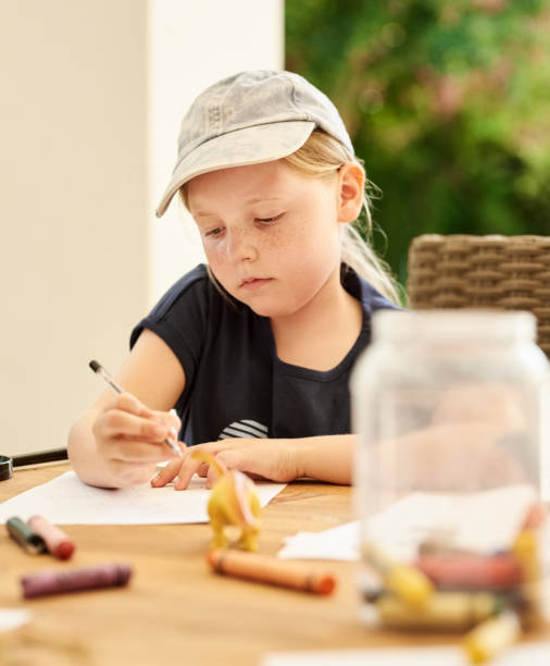 istock She's an artsy kid 1207495202