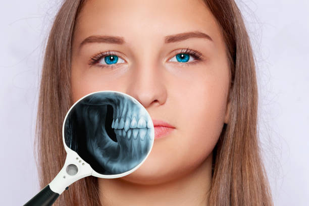 X-ray with a magnifying glass from the visual field of a person's jaw