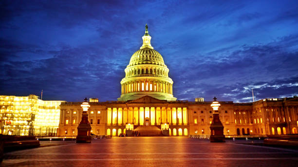 istock United States Capitol at Night 1207601036