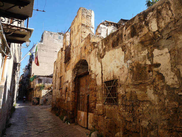 istock Alley in Palermo, Sicily 1207650853