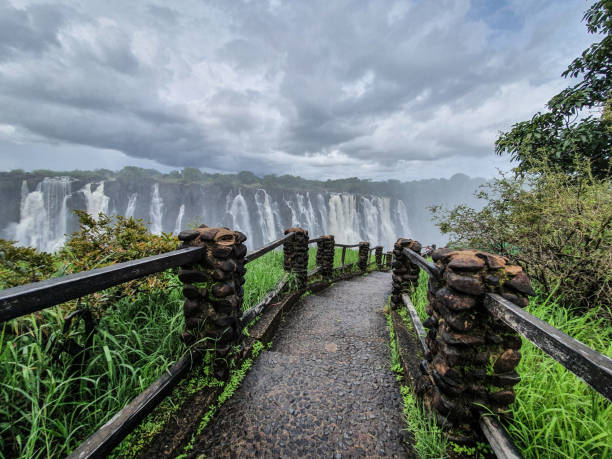 ビクトリア フォールズ - victoria falls waterfall zimbabwe zambia ストックフォトと画像