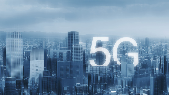 5g internet technology and network connection technology in the city