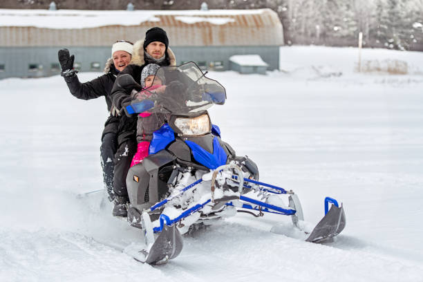 istock Family weekend in winter 1207750368