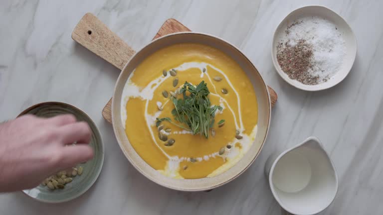 Vegan Creamy Roasted Pumpkin Soup