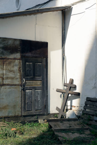 istock old discarded cross, Rostov Veliky 1207760506