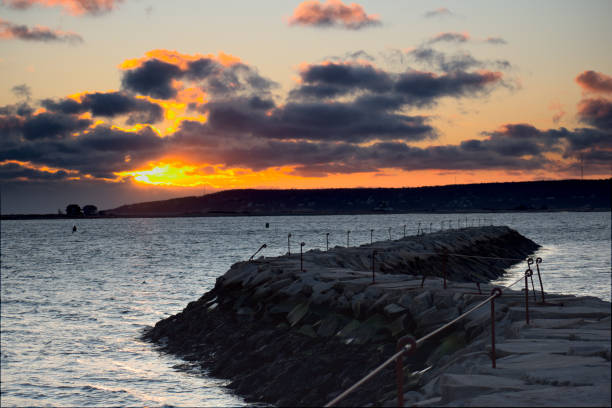 istock Sunrise in Plymouth harbor 1207775202