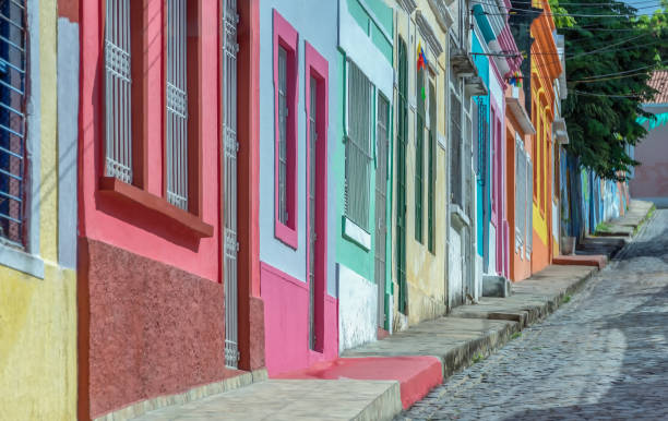 casas em estilo colonial da cidade de olinda - haiti - fotografias e filmes do acervo