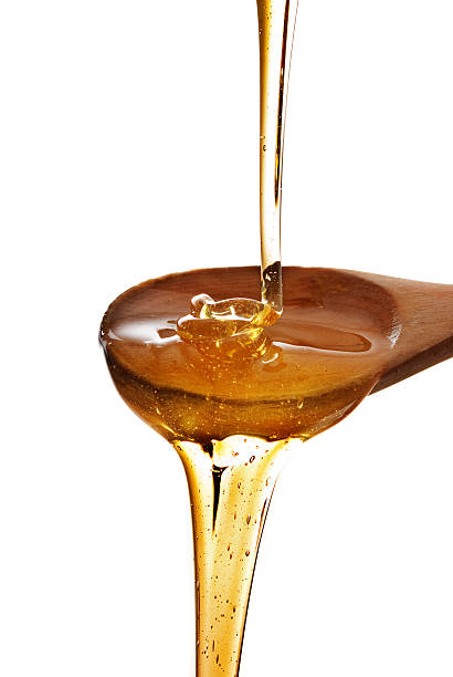 istock .Spoon of honey 120788137