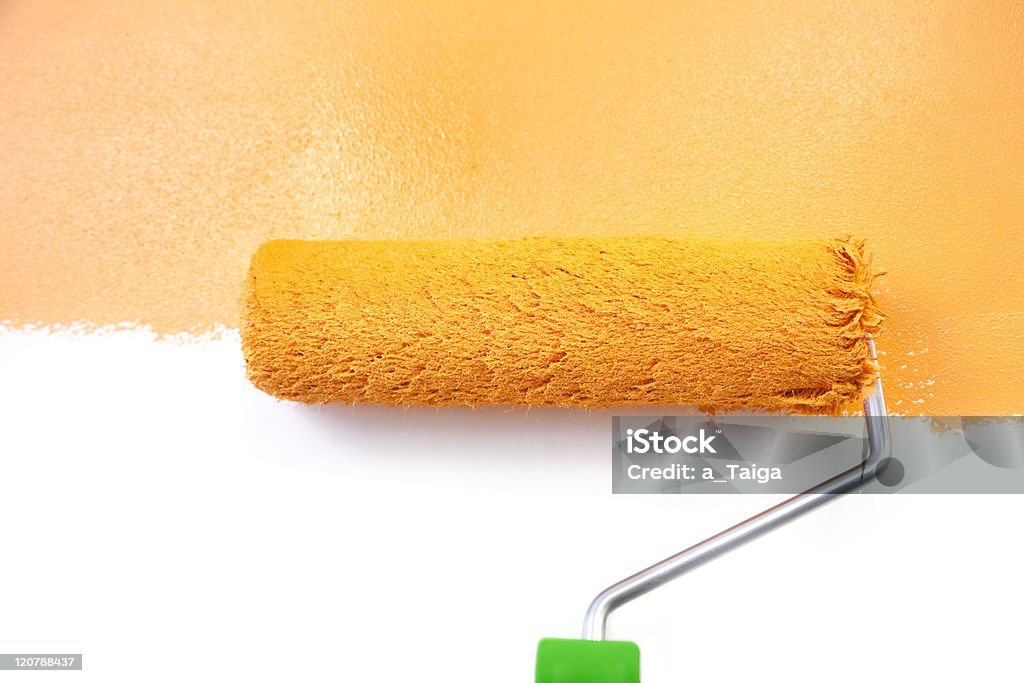 Pintura de melhoria Home/laranja/isolado no fundo branco - Foto de stock de Laranja - Descrição de Cor royalty-free