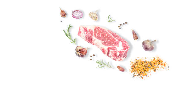 frische rohe rippenaugensteaks auf weiß isoliert - veal raw meat pink stock-fotos und bilder