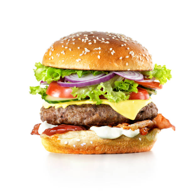 burger frais d’isolement sur le fond blanc - barbecue grill barbecue burger hamburger photos et images de collection