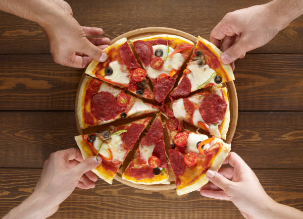 istock Everybody Loves Pizza 1208166975