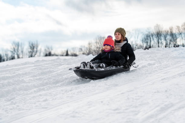 istock Family weekend in winter 1208235790