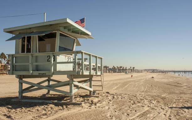 istock Lifeguard watchtower, Los Angeles 1208265905